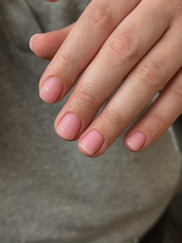Shellac Manicure